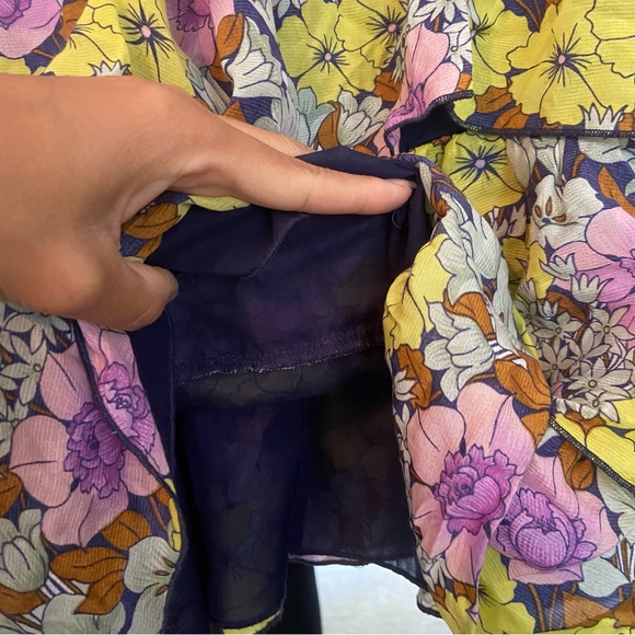 • Leifnotes • floral tiered ruffle blouse - Picture 4 of 5